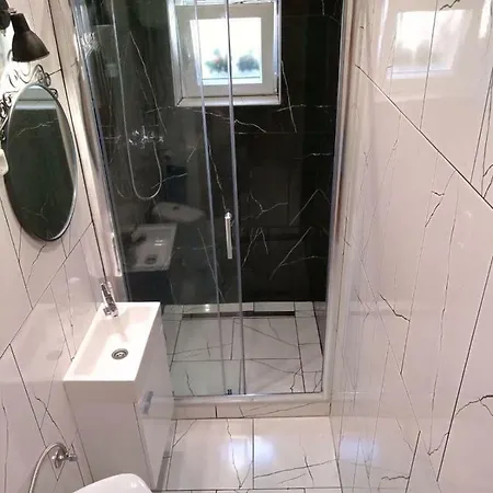 Apartment Marina Pavic 02 *