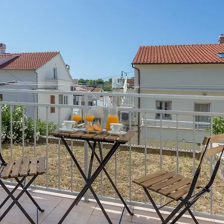 Apartment Marina Pavic 02 Hvar Town