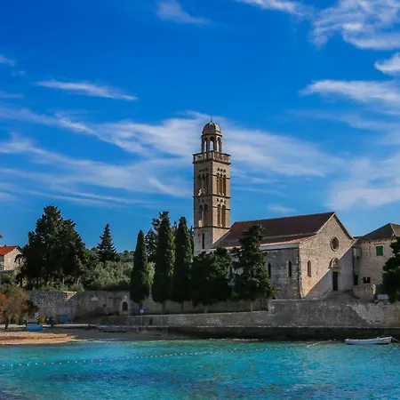 Apartment Marina Pavic 02 Hvar Town